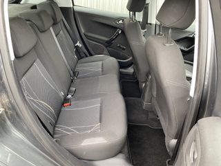 Voertuigafbeelding 17