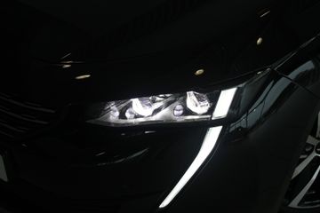 Voertuigafbeelding 9