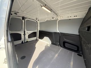 Voertuigafbeelding 8