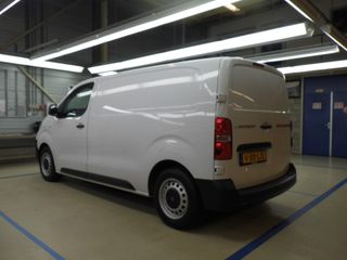 Voertuigafbeelding 4