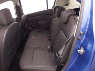 Voertuigafbeelding 26