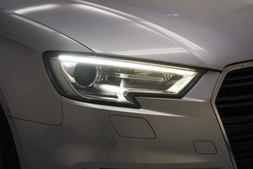 Voertuigafbeelding 30