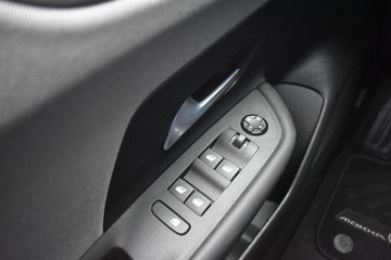 Voertuigafbeelding 19