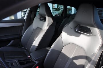 Voertuigafbeelding 13