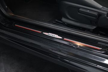 Voertuigafbeelding 24