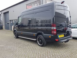 Voertuigafbeelding 3