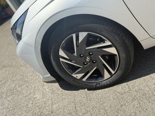 Voertuigafbeelding 2