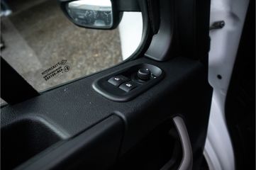 Voertuigafbeelding 28