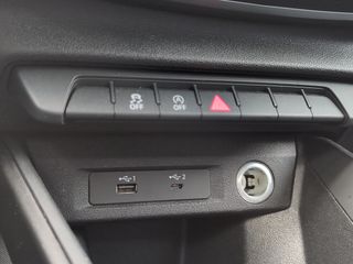 Voertuigafbeelding 16