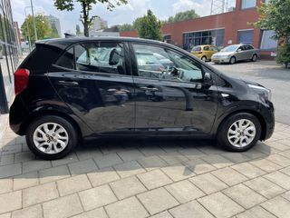 Voertuigafbeelding 5