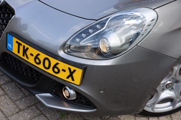 Voertuigafbeelding 19