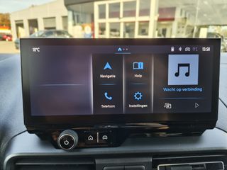 Voertuigafbeelding 12