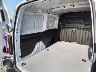 Voertuigafbeelding 32