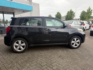 Voertuigafbeelding 3