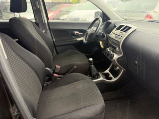 Voertuigafbeelding 5