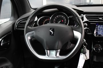 Voertuigafbeelding 12