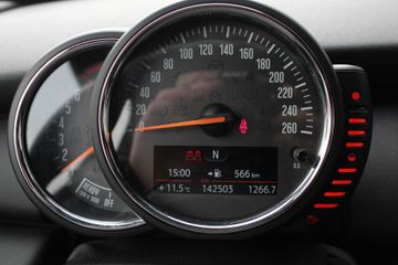 Voertuigafbeelding 27