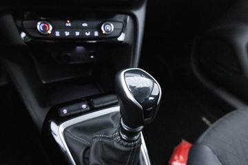 Voertuigafbeelding 12