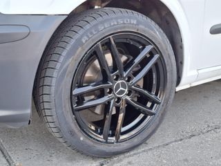 Voertuigafbeelding 9