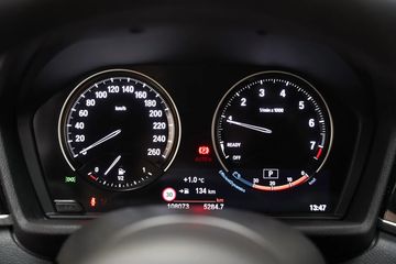 Voertuigafbeelding 17