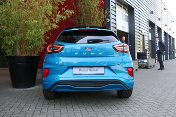 Voertuigafbeelding 6