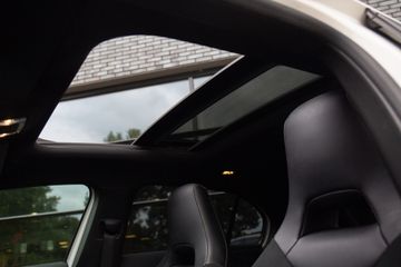 Voertuigafbeelding 7