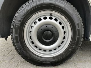 Voertuigafbeelding 34