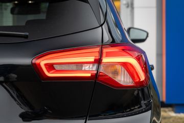 Voertuigafbeelding 8