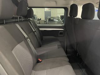 Voertuigafbeelding 13