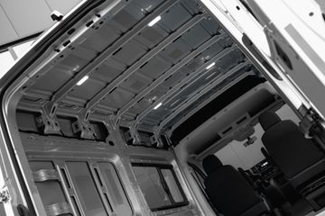 Voertuigafbeelding 13