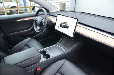 Voertuigafbeelding 10