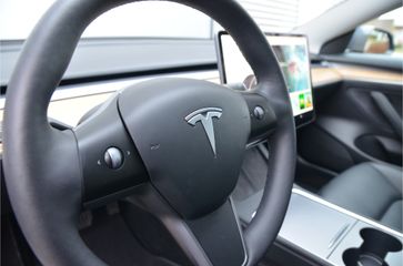 Voertuigafbeelding 13