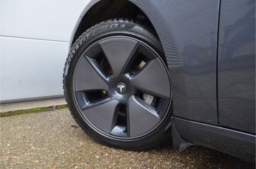 Voertuigafbeelding 4