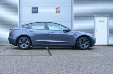 Voertuigafbeelding 6