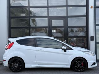 Voertuigafbeelding 2