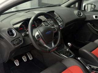 Voertuigafbeelding 7