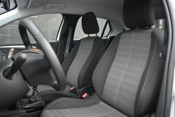 Voertuigafbeelding 7