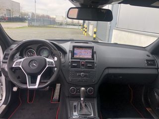 Voertuigafbeelding 10