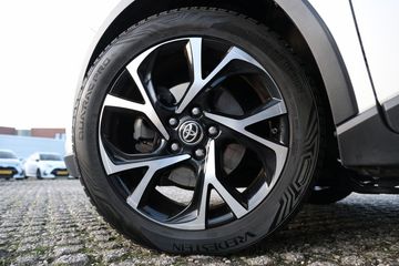 Voertuigafbeelding 8