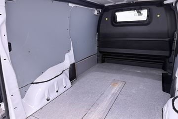 Voertuigafbeelding 13