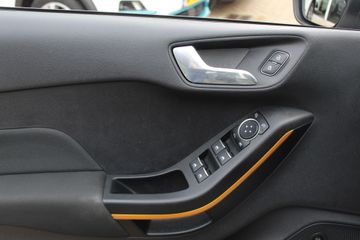 Voertuigafbeelding 33