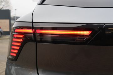 Voertuigafbeelding 37