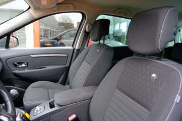 Voertuigafbeelding 21