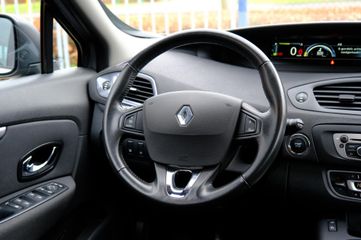 Voertuigafbeelding 5