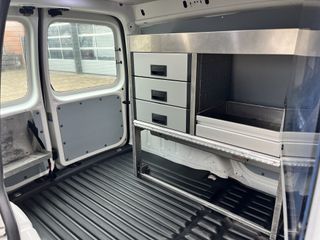 Voertuigafbeelding 26