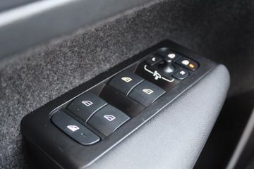 Voertuigafbeelding 35