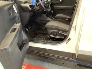 Voertuigafbeelding 32