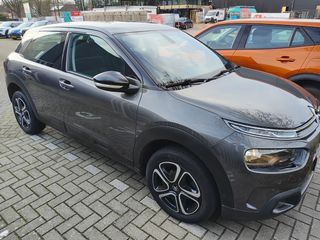 Voertuigafbeelding 1