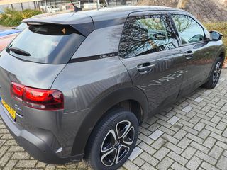 Voertuigafbeelding 2