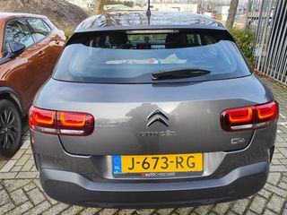 Voertuigafbeelding 4